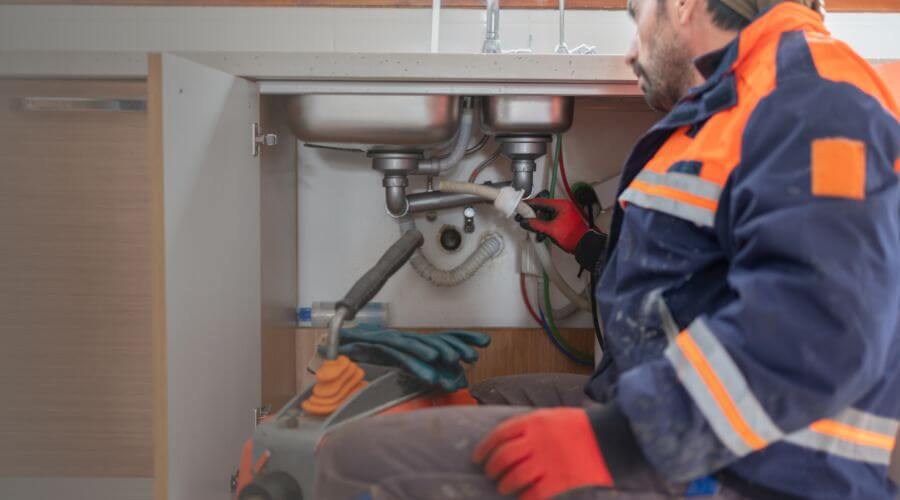 Professional tankless water heater installation services in Kingsville, MO